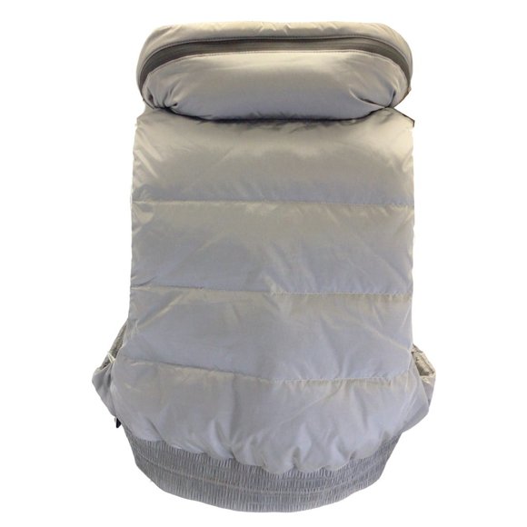 CHANEL GREY CROPPED FULL ZIP PUFFER VEST - Picture 3 of 6